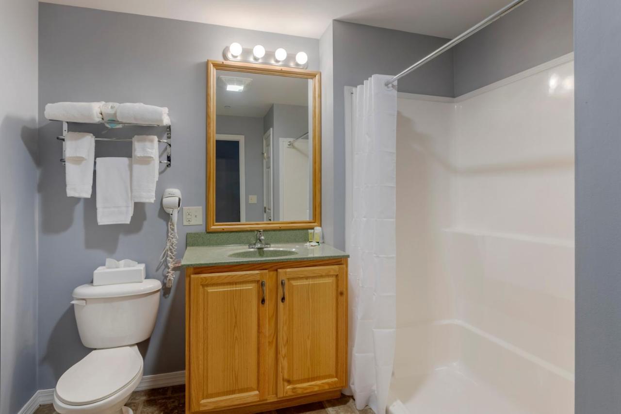 The Riverstone Inn Towanda Bagian luar foto