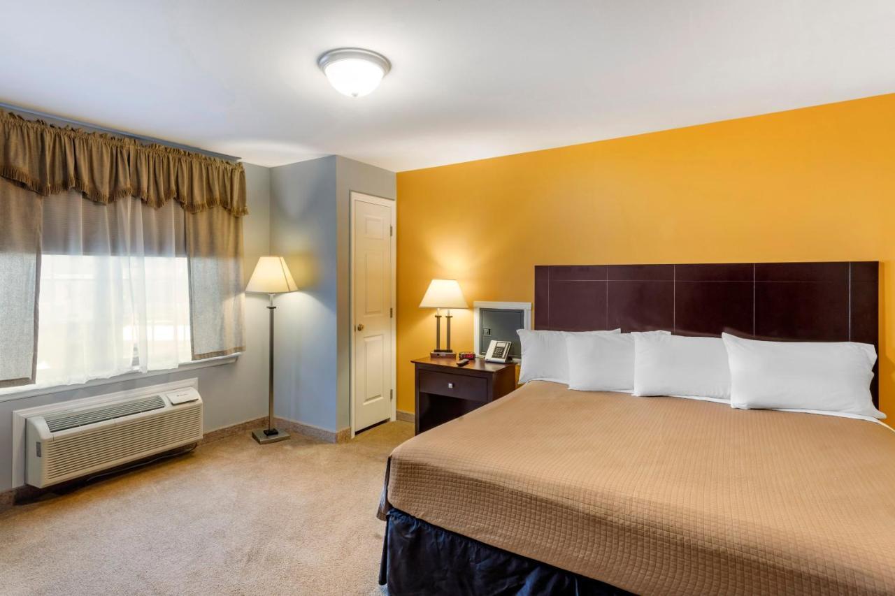 The Riverstone Inn Towanda Bagian luar foto