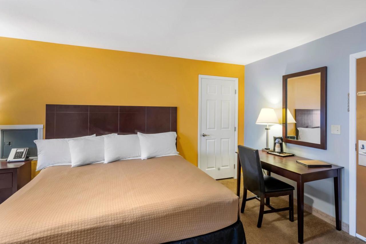 The Riverstone Inn Towanda Bagian luar foto