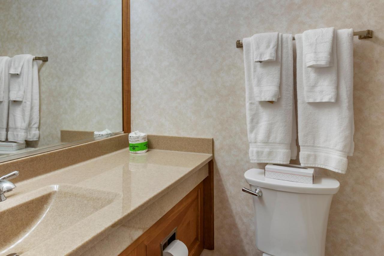 The Riverstone Inn Towanda Bagian luar foto
